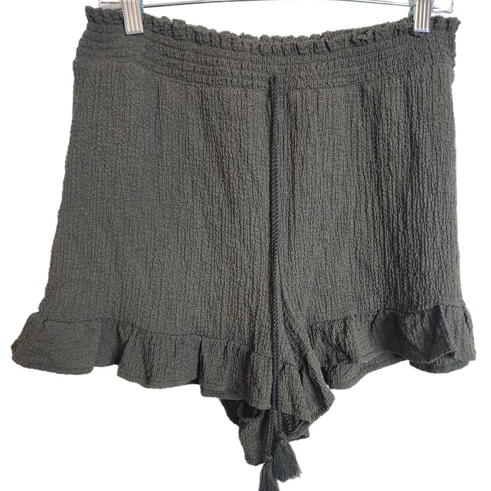 Love Streak Dark Olive Green Ruffle Hem Crinkle Shorts, NWT, XL